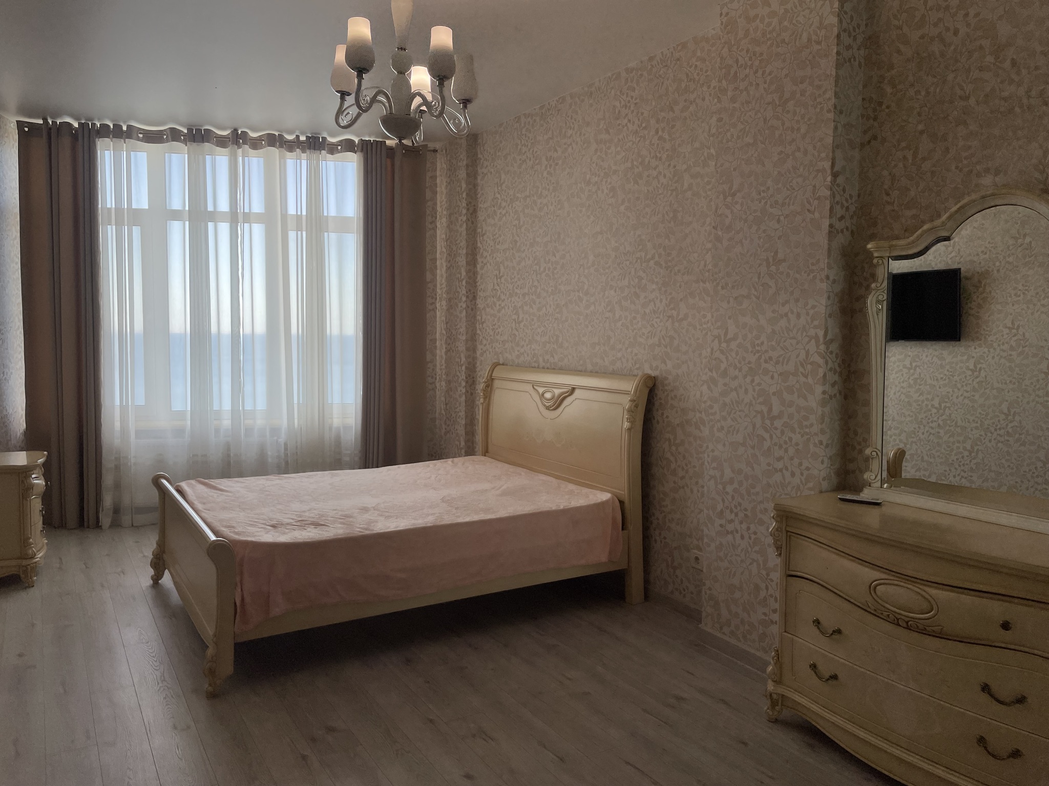 Продажа 3-комнатной квартиры 191 м², Мореходный пер., 2А