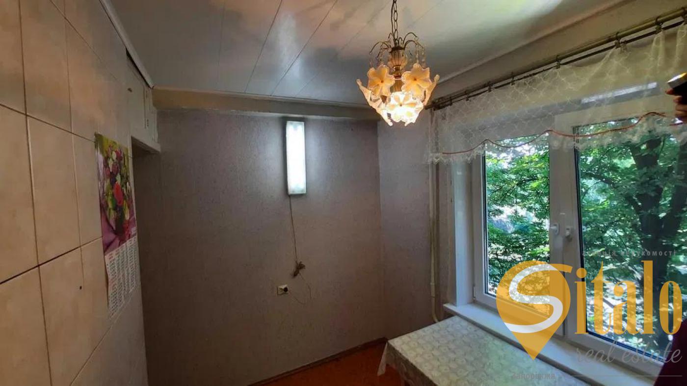 Продажа 2-комнатной квартиры 42.7 м², Полякова ул.