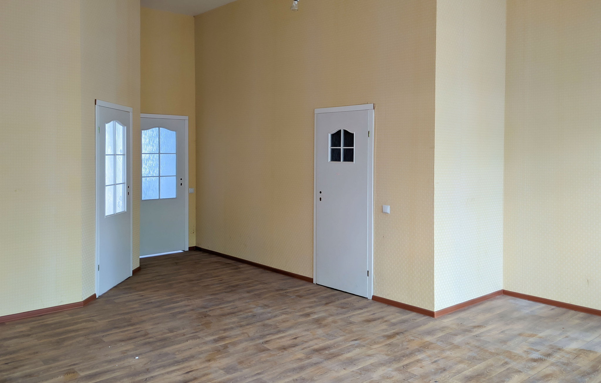 Продаж 1-кімнатної квартири 55 м²