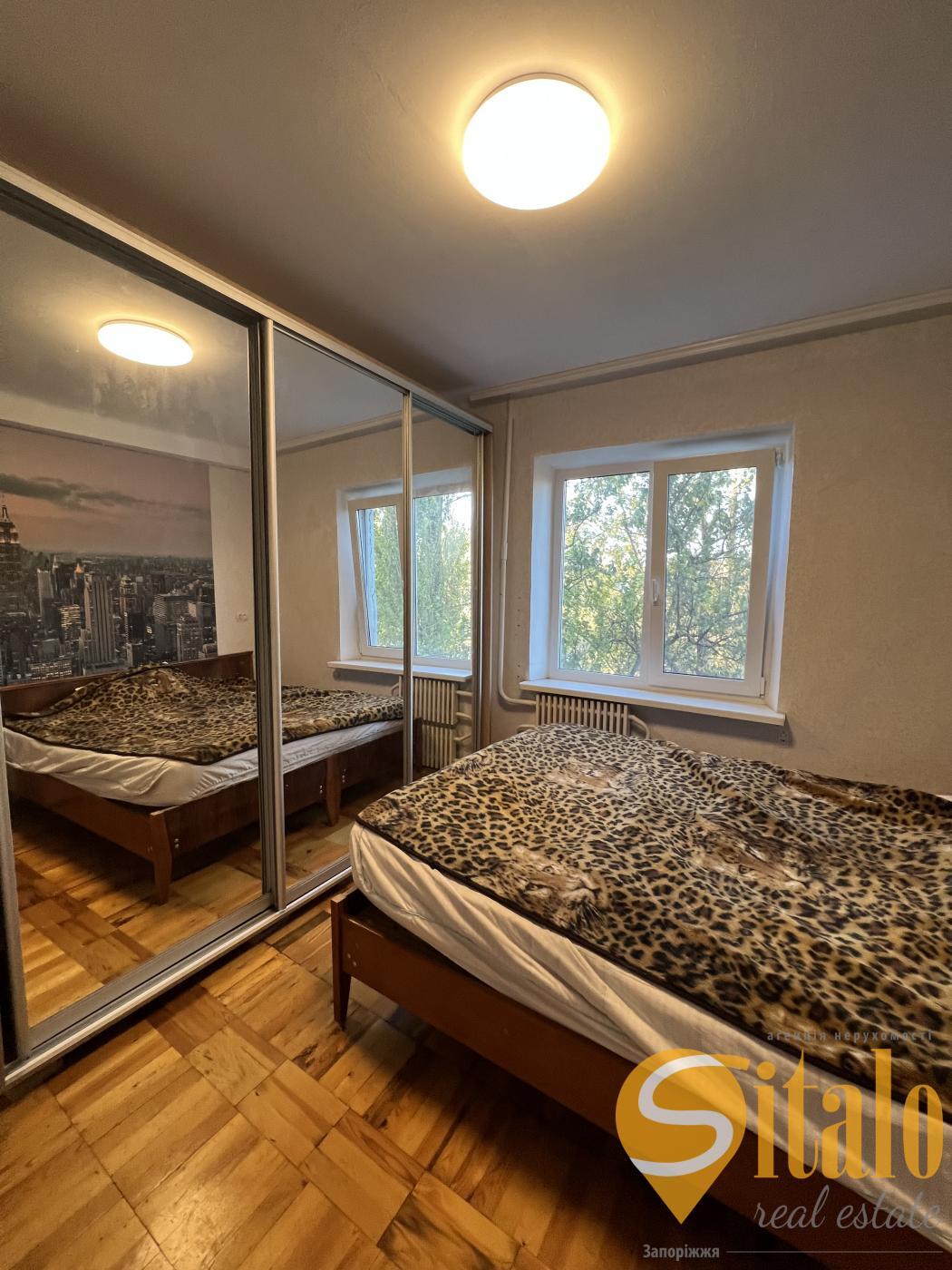Продажа 3-комнатной квартиры 63 м², Сергея Синенко ул.