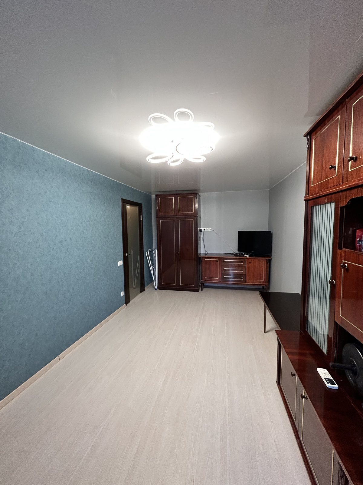 Продажа 1-комнатной квартиры 31 м², Юрия Савченко ул.