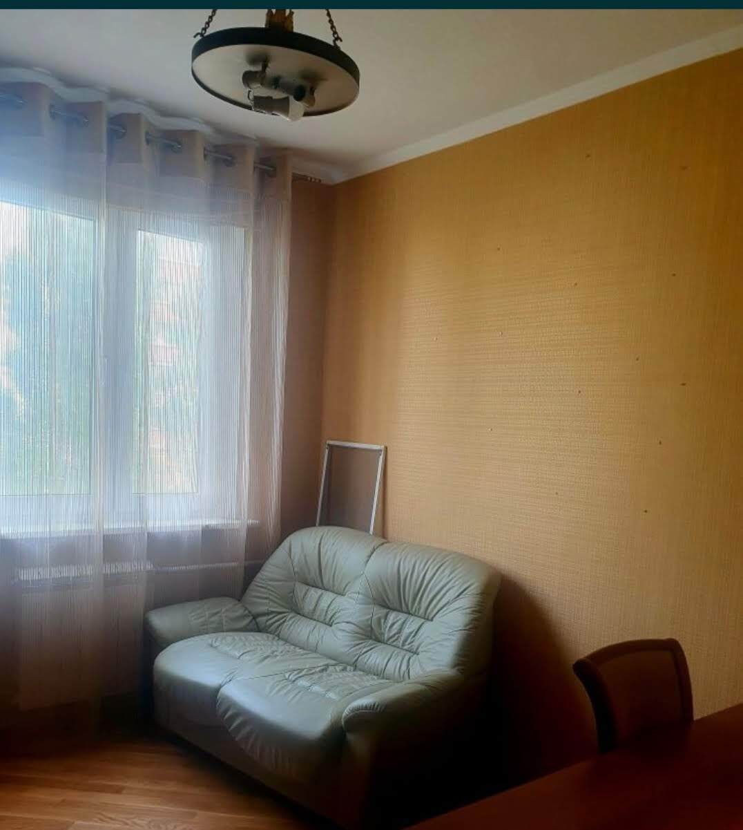 Продажа 3-комнатной квартиры 68 м², Родниковая ул., 13