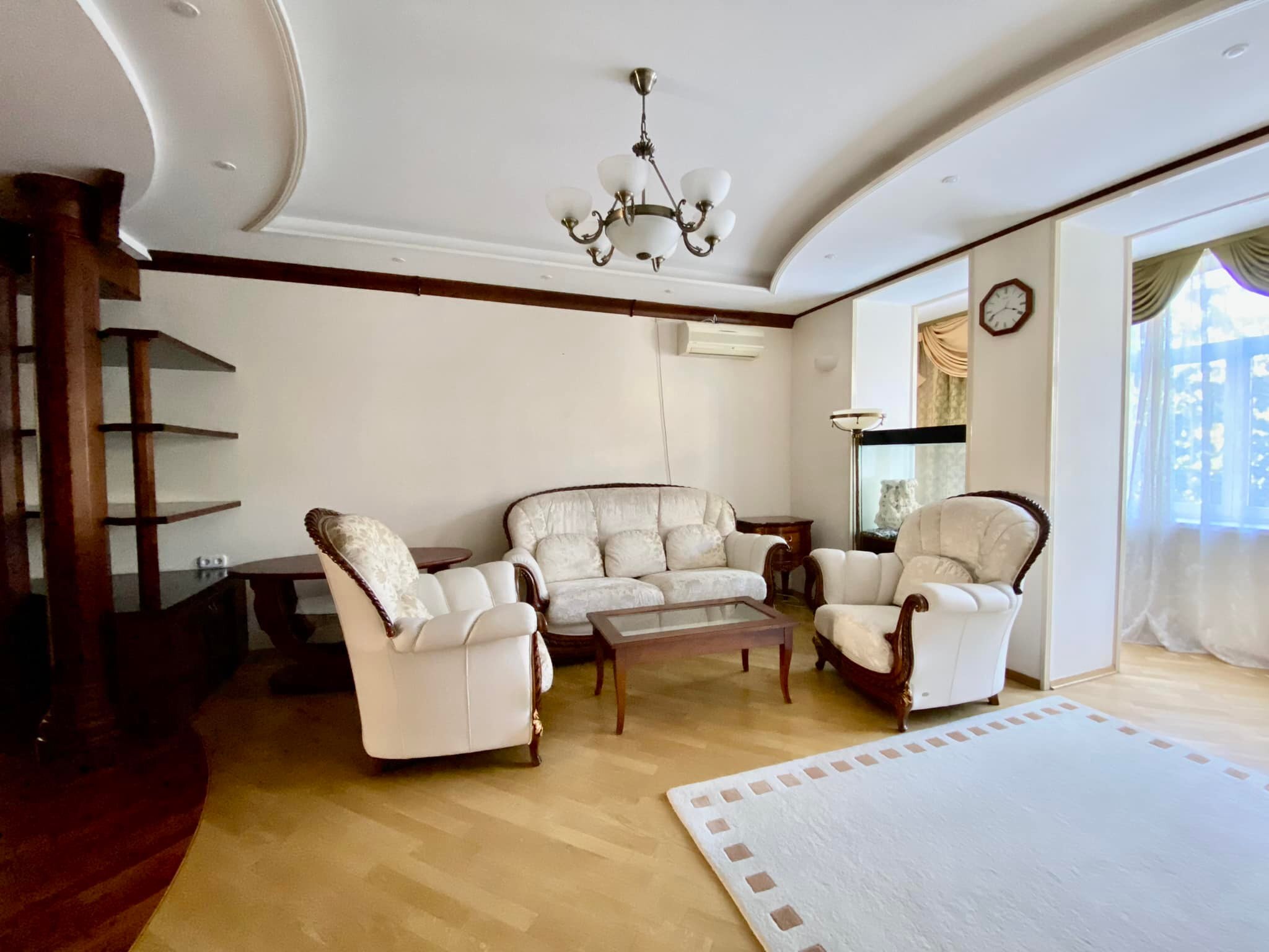 Продажа 4-комнатной квартиры 166 м², Сергея Ефремова ул.
