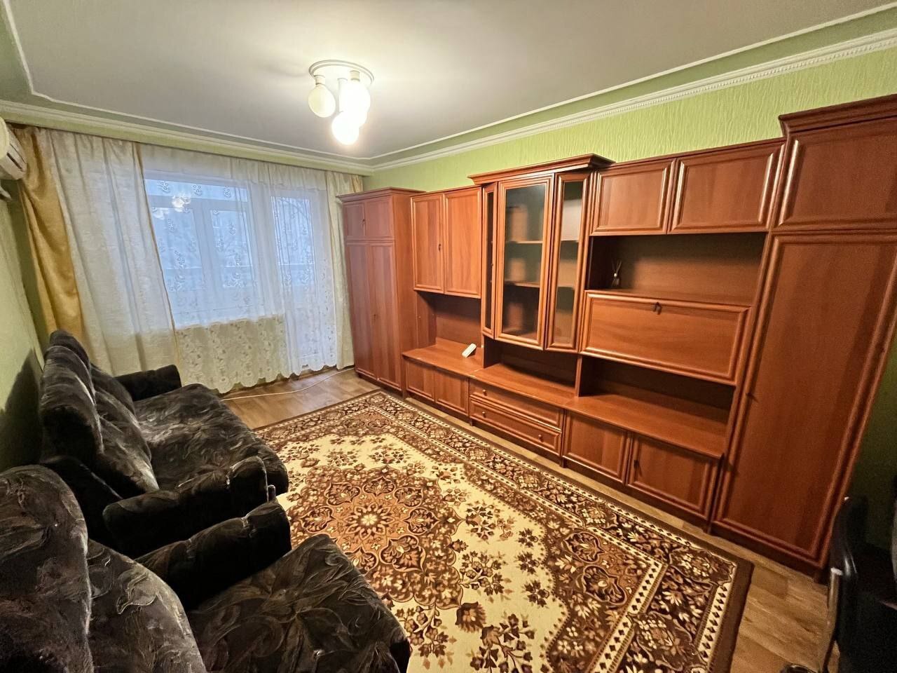 Оренда 1-кімнатної квартири 37 м², Металургів вул.