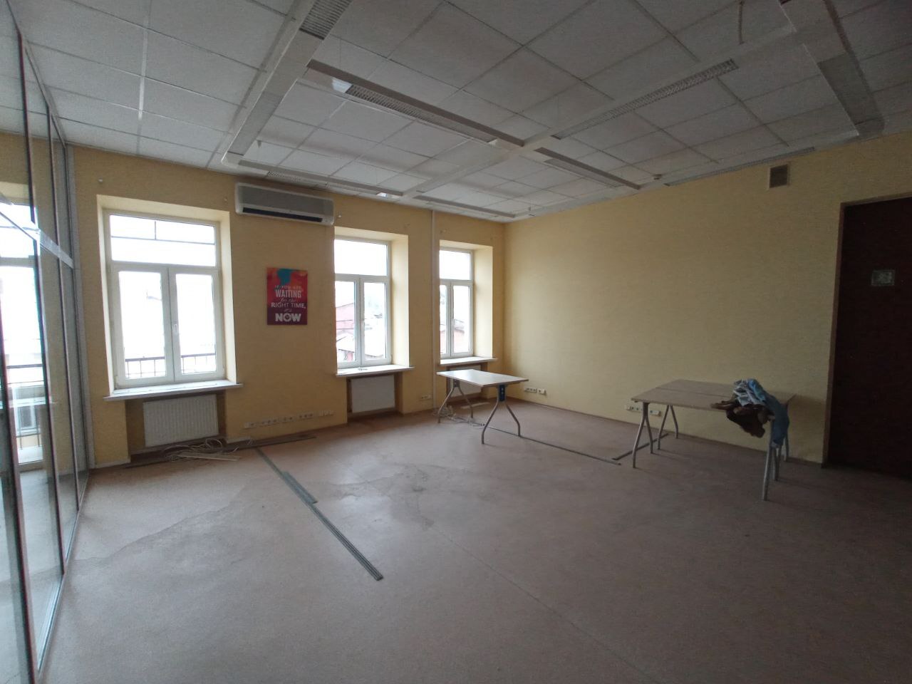 Продаж офісу 118 м², Ковальська вул., 9
