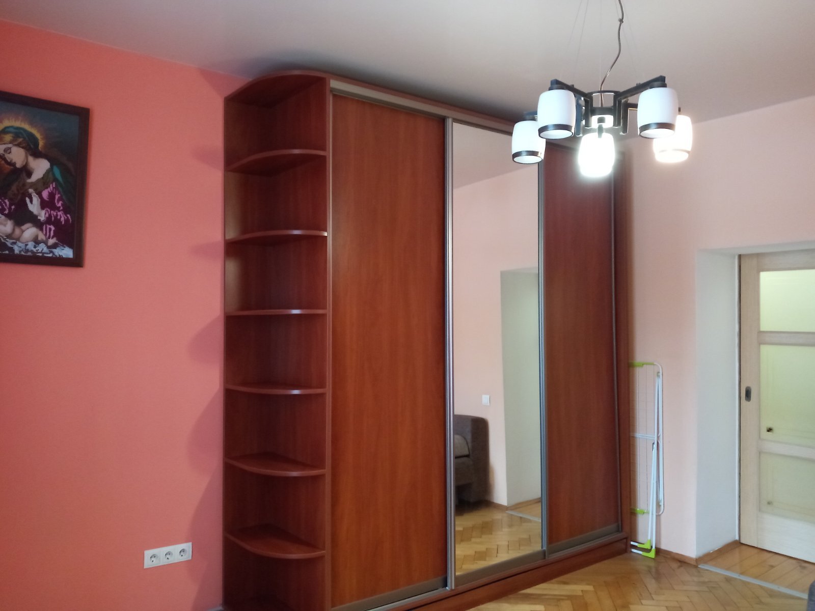 Продаж 1-кімнатної квартири 31 м², Миколи Зерова вул.