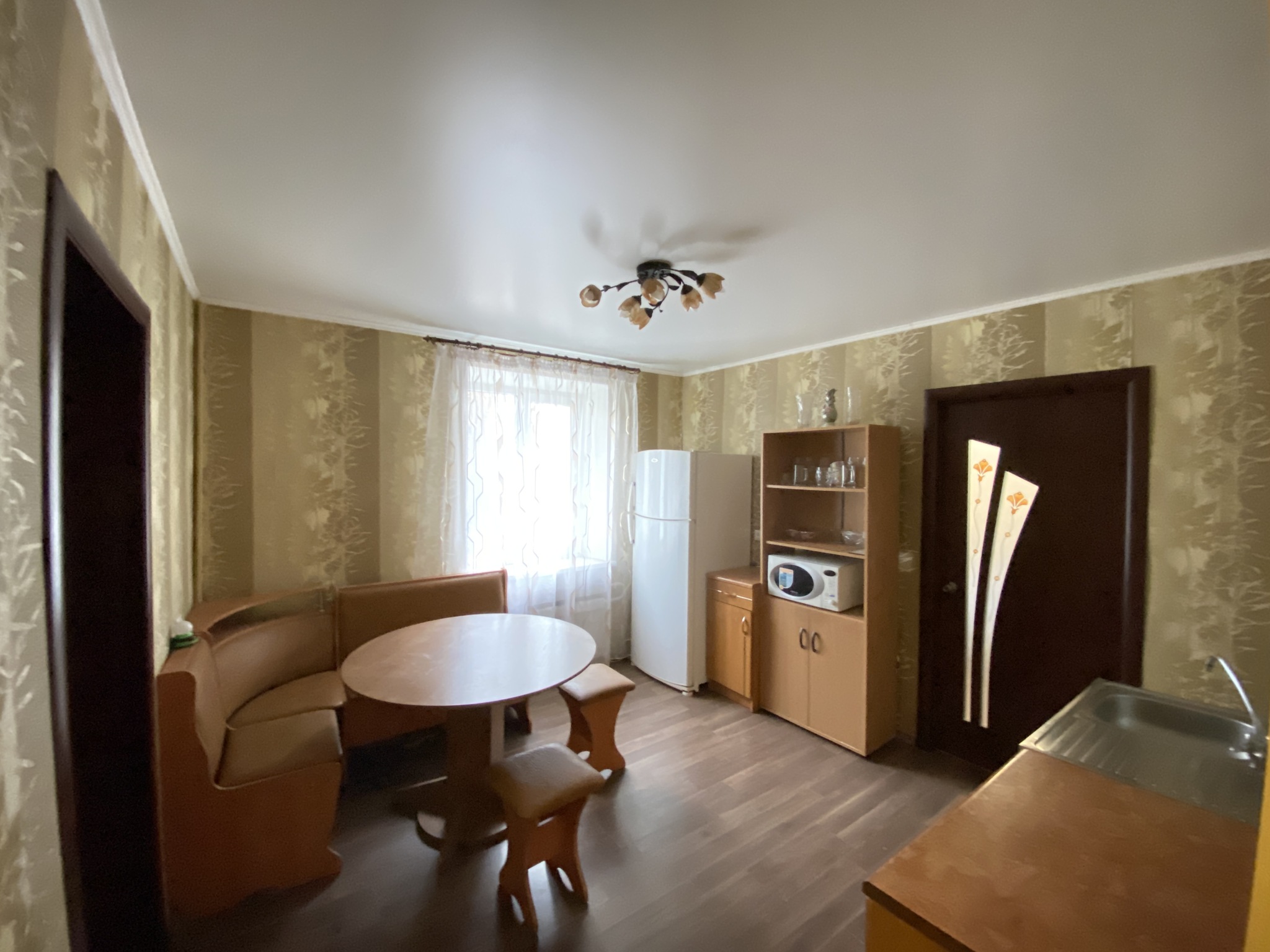 Продажа 2-комнатной квартиры 45 м², Космонавтов ул., 128