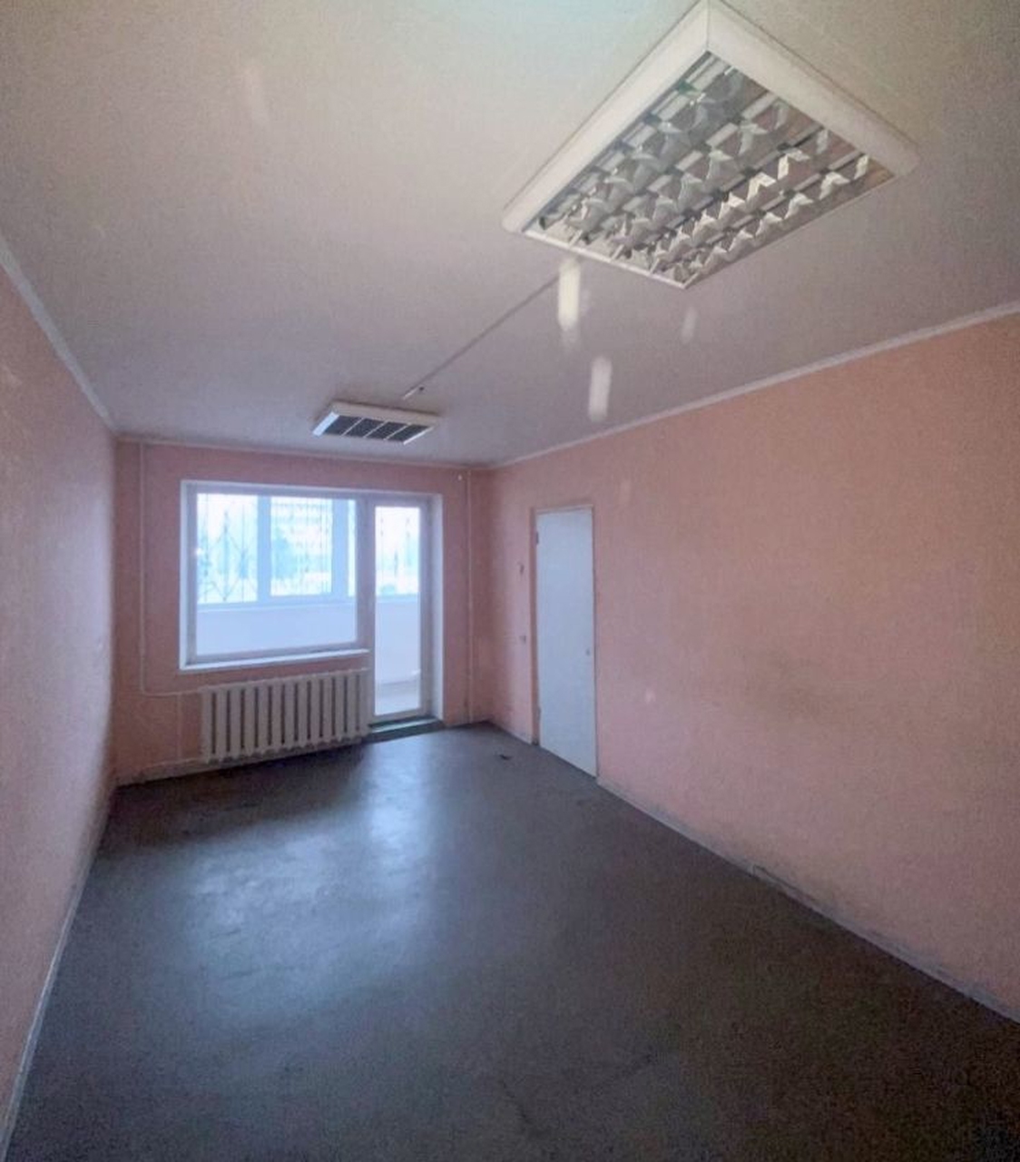 Продажа 3-комнатной квартиры 64 м², Слобожанский просп., 65