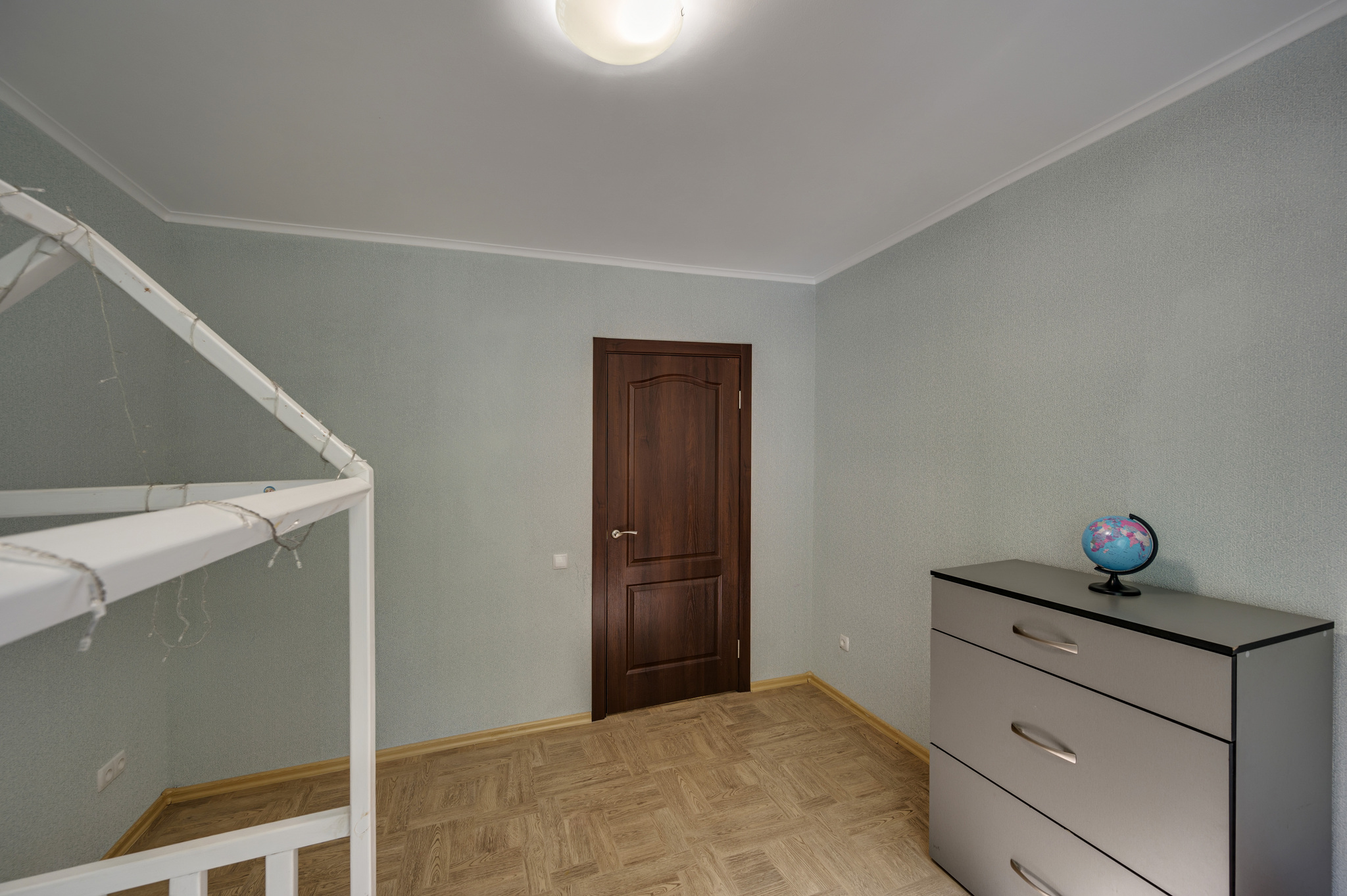 Продажа 2-комнатной квартиры 54 м², Зерновая ул., 44