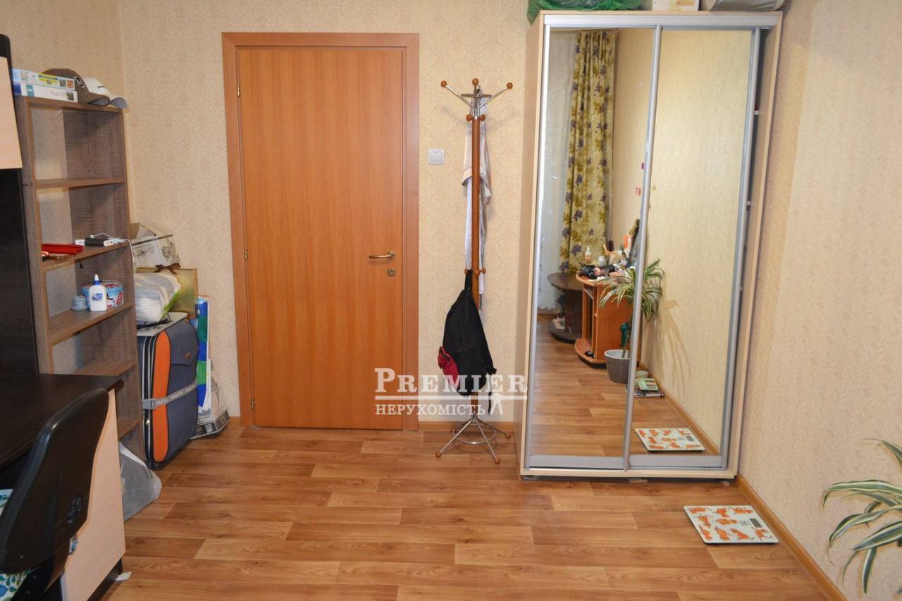 Продажа 3-комнатной квартиры 64 м², Добровольского просп.