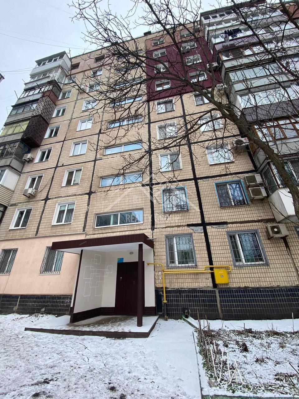 Продажа 3-комнатной квартиры 56 м², Николая Свитальского ул.