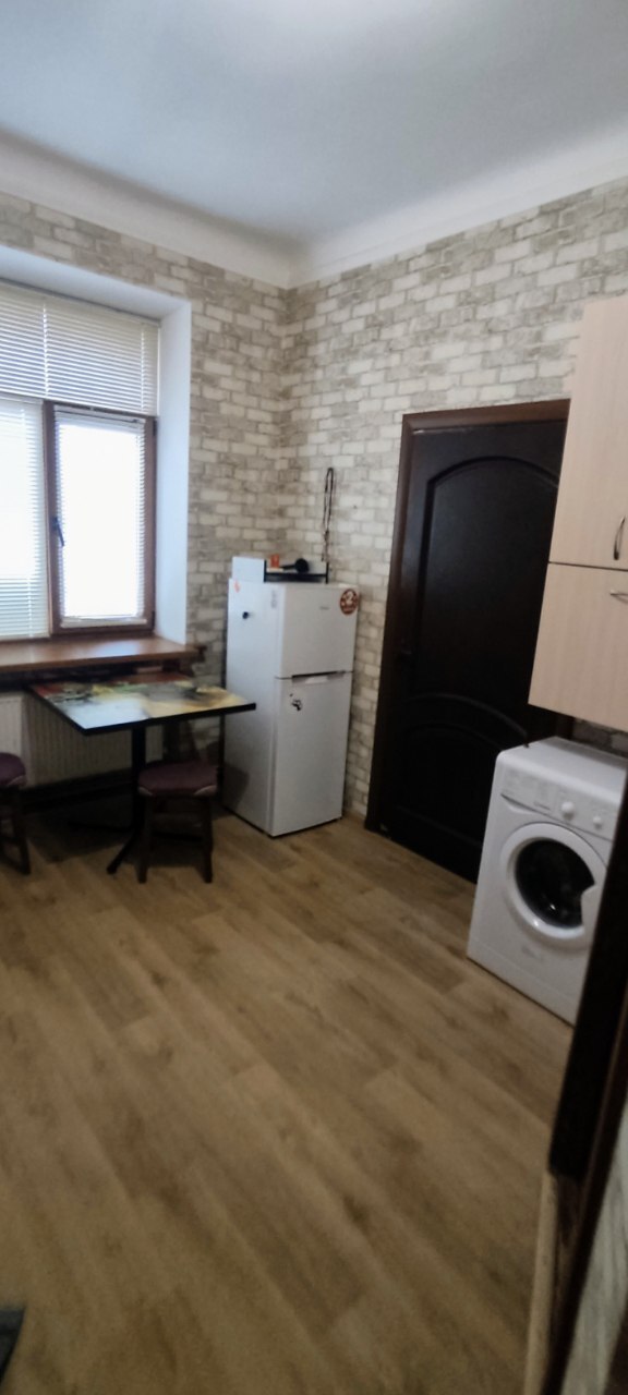 Продажа 1-комнатной квартиры 30 м², Виктора Чмиленко ул., 88