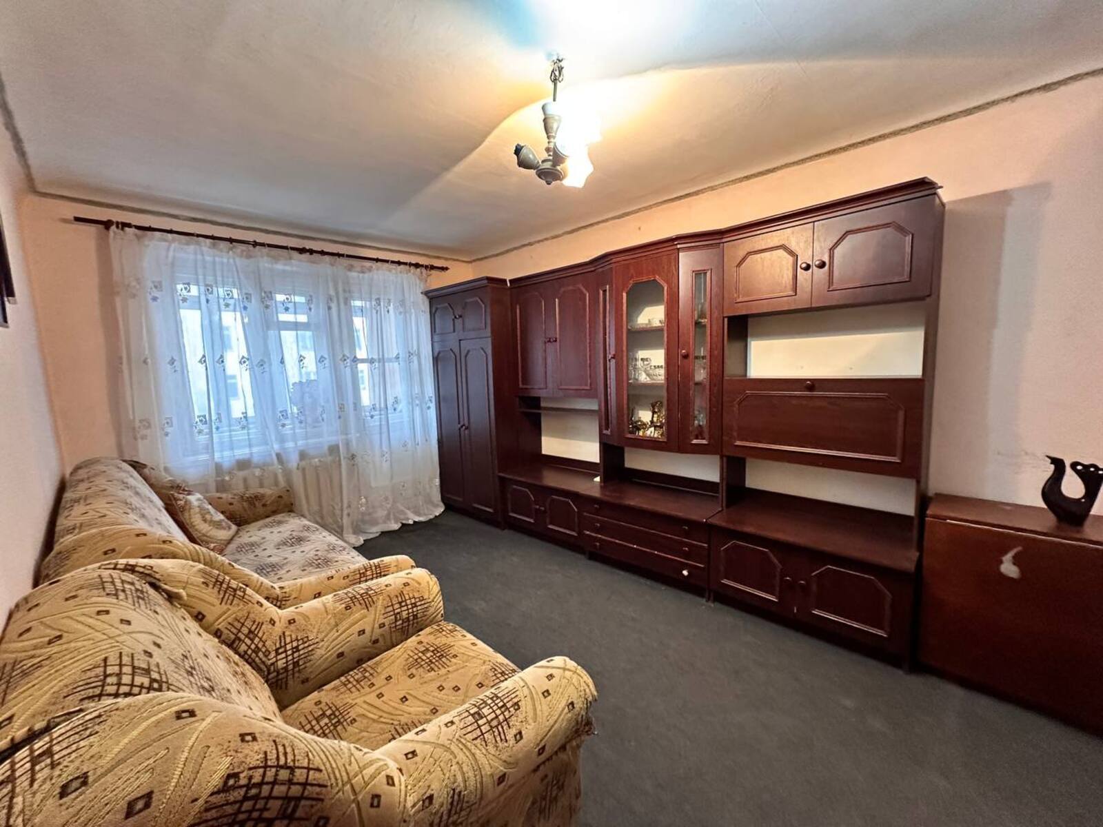 Продажа 3-комнатной квартиры 55 м², Банковая ул.