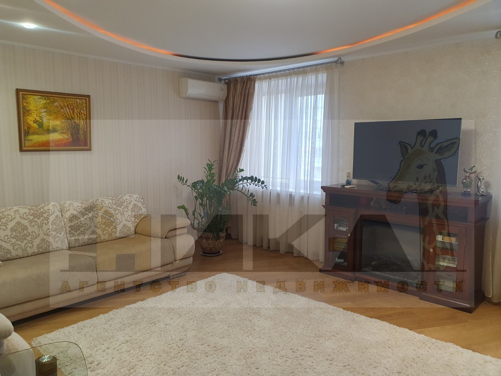 Продажа 2-комнатной квартиры 75 м², Ладожская ул.