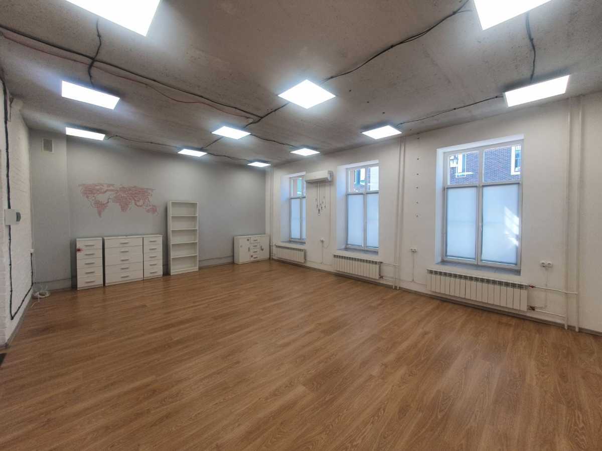 Продажа офиса 2963 м², Кожемяцкая ул., 10А