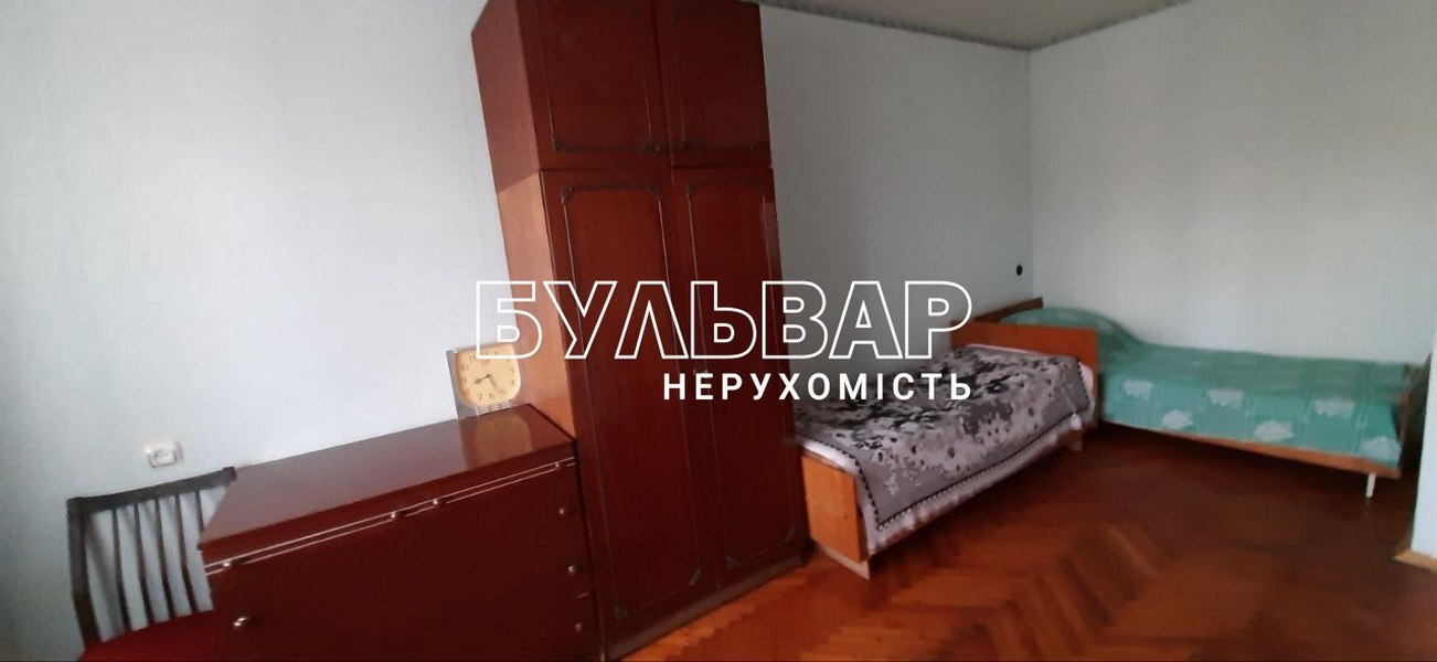 Продаж 2-кімнатної квартири 45 м², Валентинівська вул., 27В