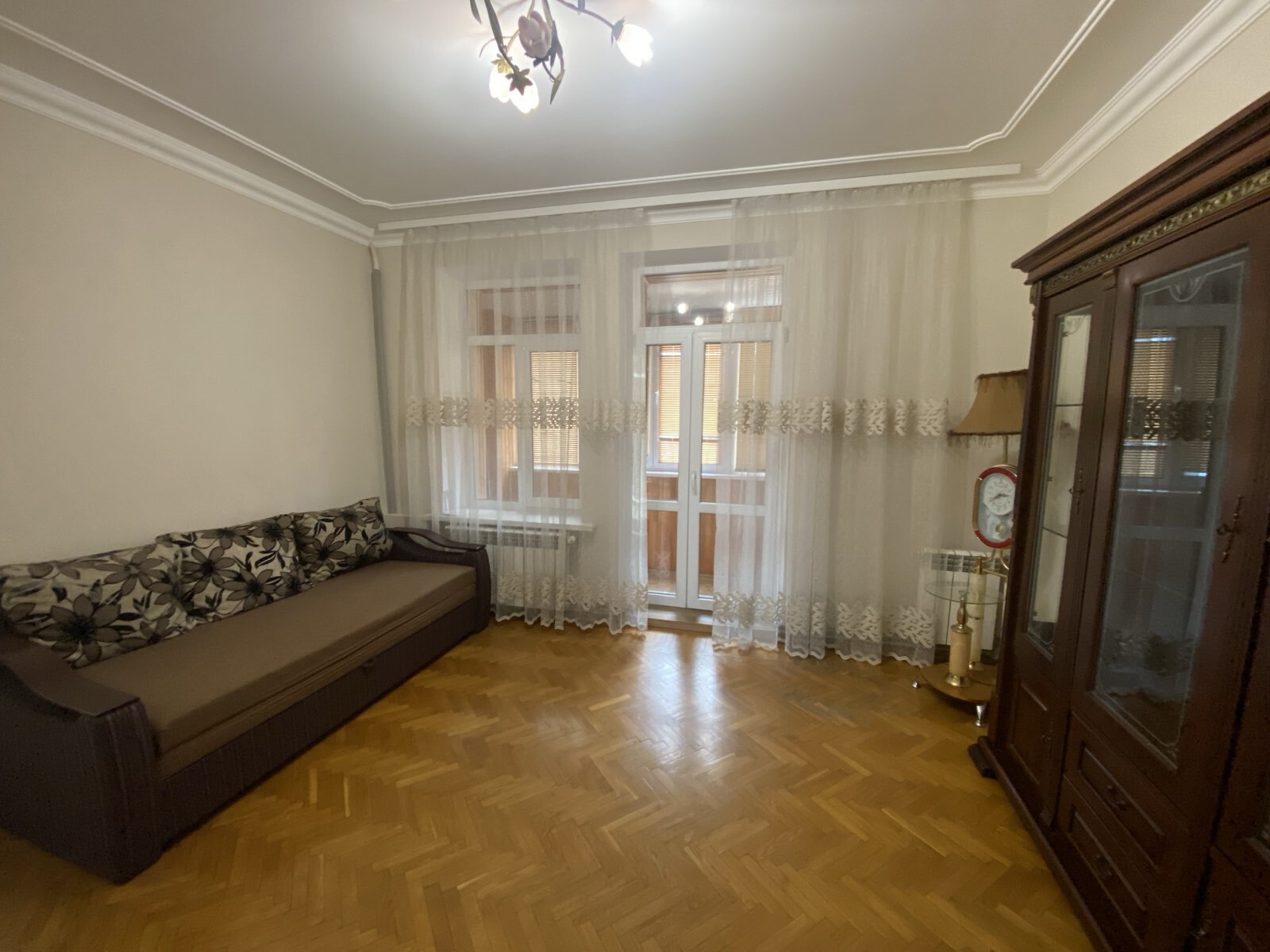 Продажа 3-комнатной квартиры 89 м², Сергея Ефремова ул.