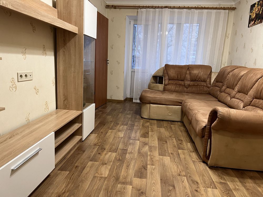 Продажа 3-комнатной квартиры 56 м², Севастопольская ул.