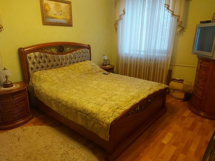Продаж 2-кімнатної квартири 57 м², Липова вул.