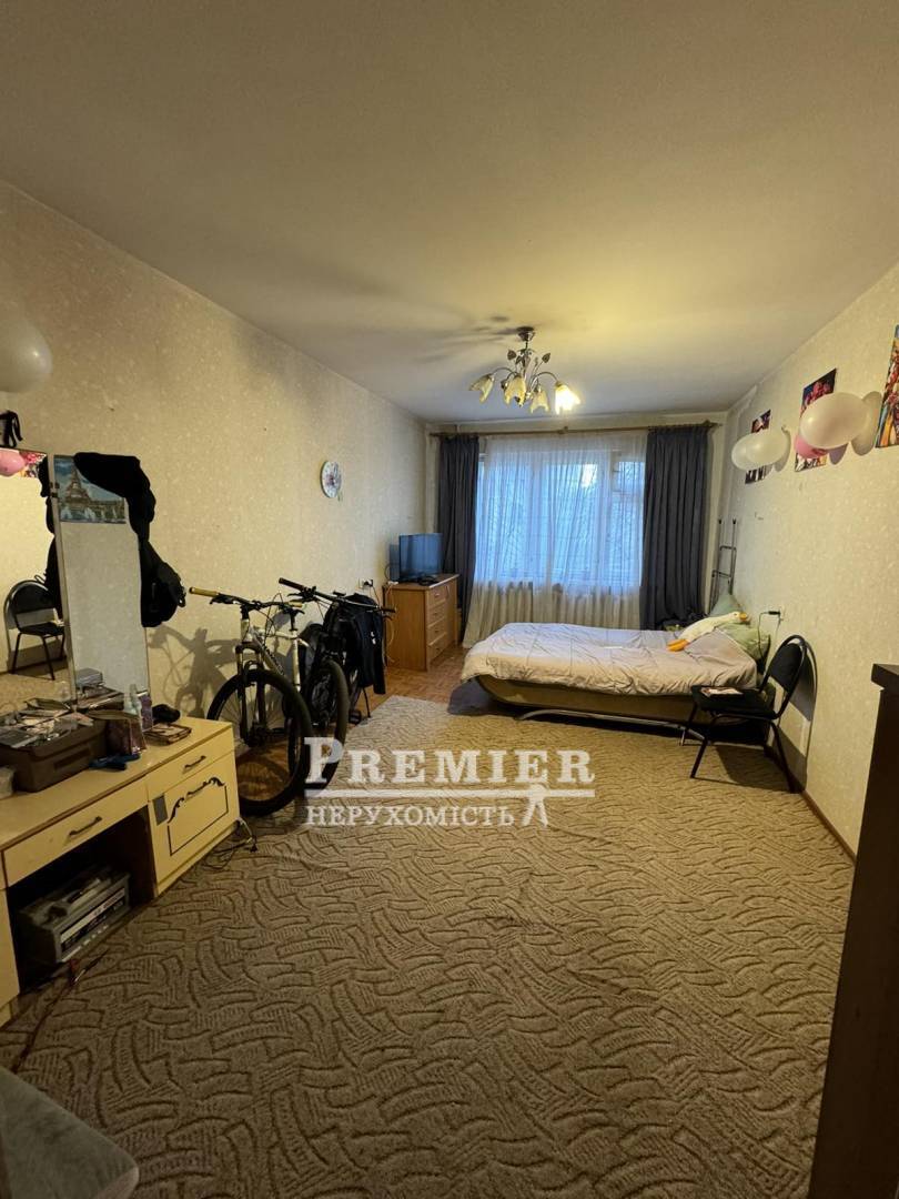 Продажа 3-комнатной квартиры 60 м², Якова Бреуса ул.