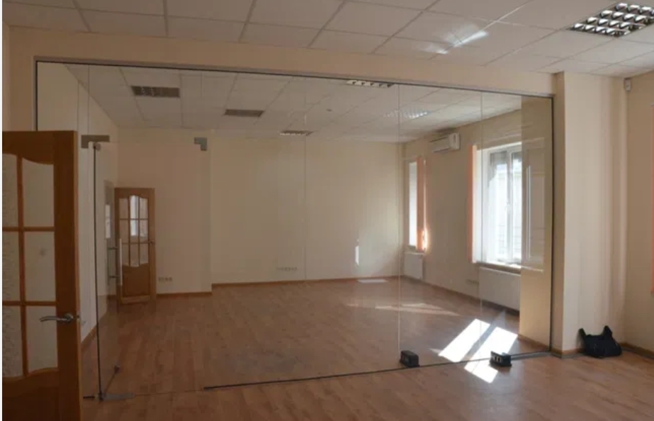 Оренда офісу 122 м², Базарна вул.