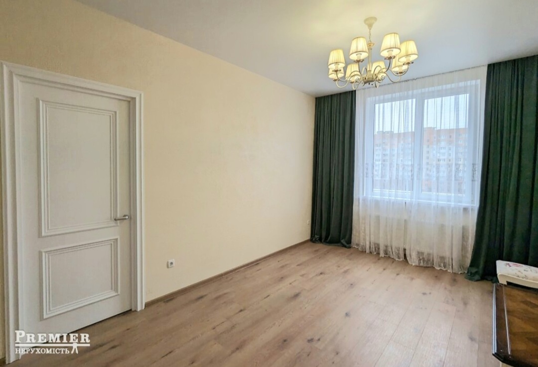 Продаж 1-кімнатної квартири 45 м², Генерала Бочарова вул.