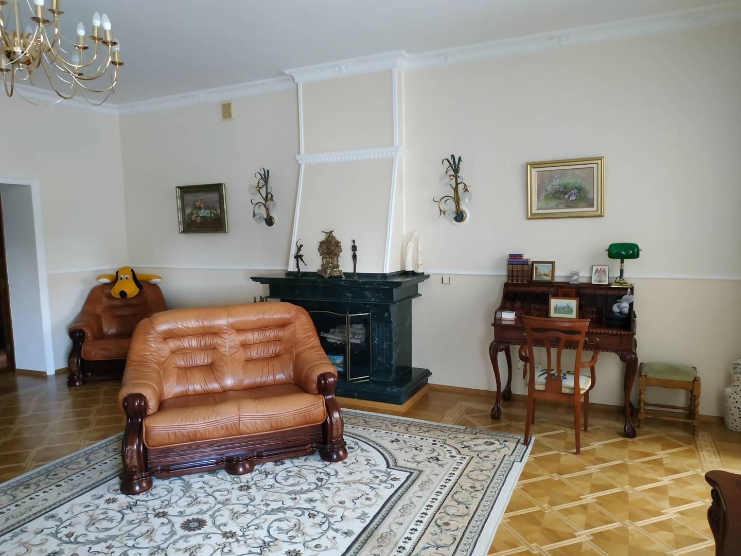 Продажа 5-комнатной квартиры 187 м², Довженко ул.