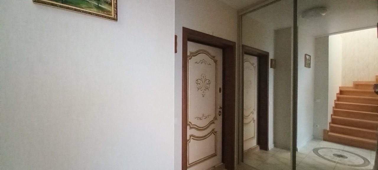 Продажа 3-комнатной квартиры 92 м², Ватутина ул., 79