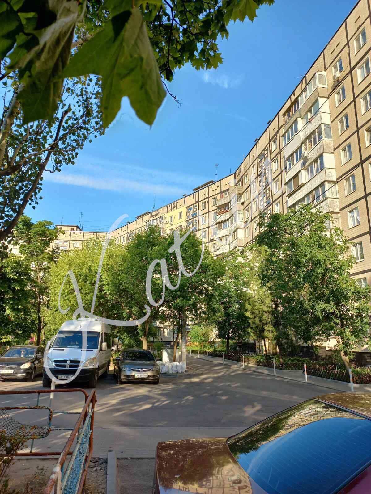 Продажа 2-комнатной квартиры 45 м², Метростроевская ул.