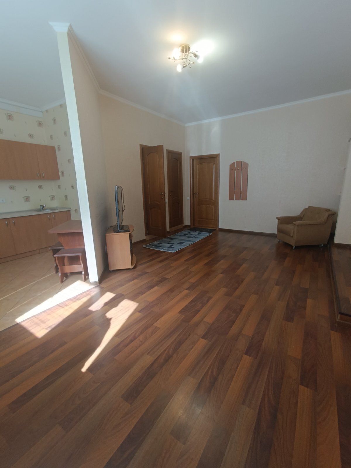 Продажа 2-комнатной квартиры 63.3 м², Фиалковского ул.