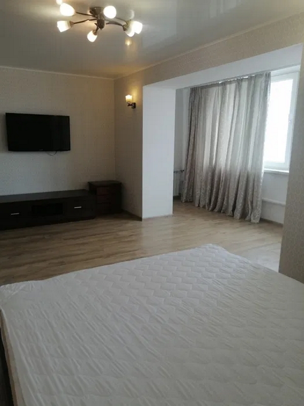 Аренда 2-комнатной квартиры 65 м², Марсельская ул.