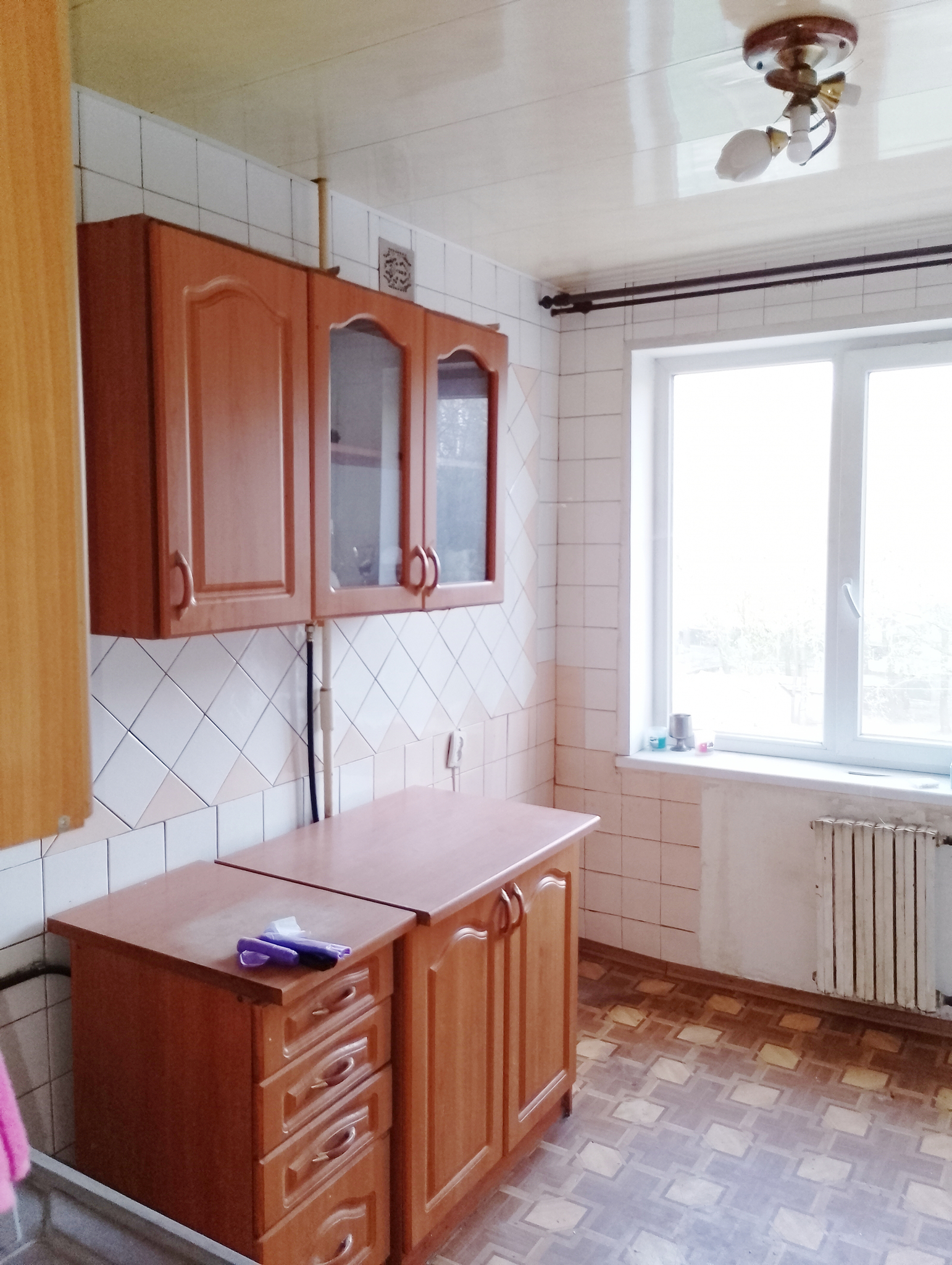 Продажа 3-комнатной квартиры 60 м², Тополь 2 ул.