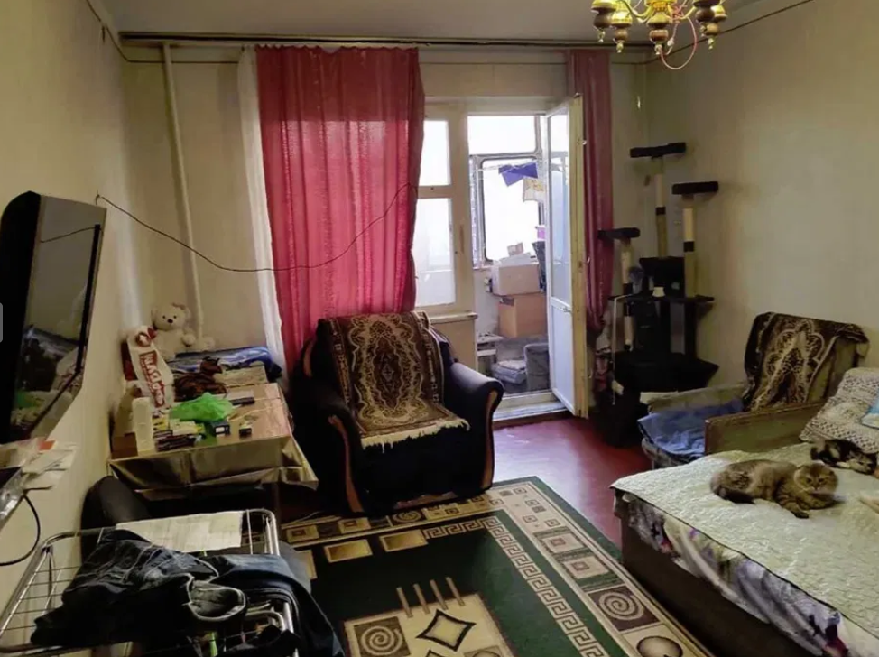 Продаж 2-кімнатної квартири 54 м², Короленко вул., 64
