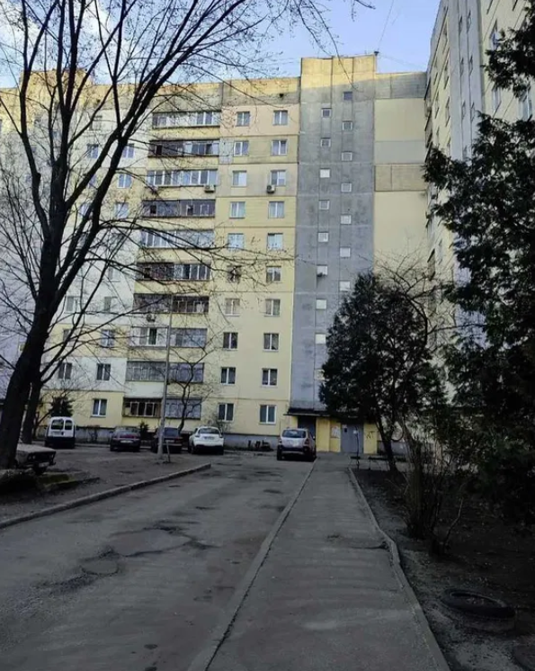 Продажа 2-комнатной квартиры 54 м², Короленко ул., 64
