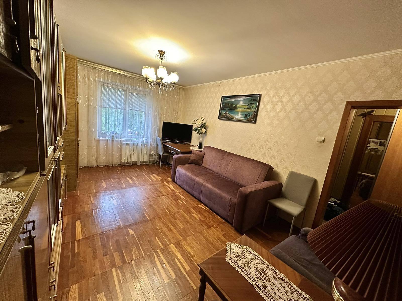 Продажа 3-комнатной квартиры 69 м², Смелянская ул., 128/1