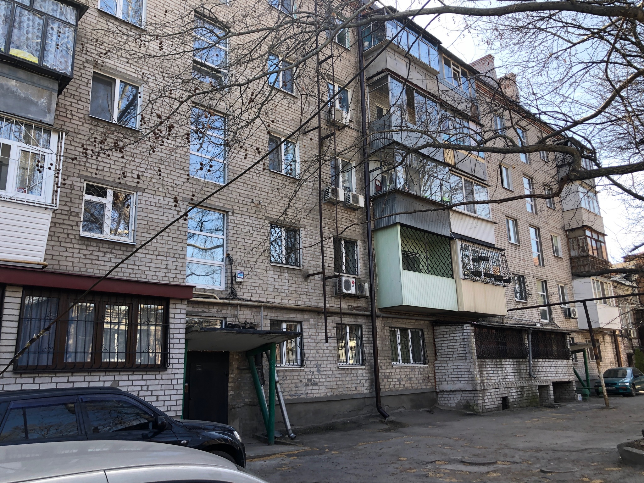 Продажа 3-комнатной квартиры 58 м², Троицкая ул., 20