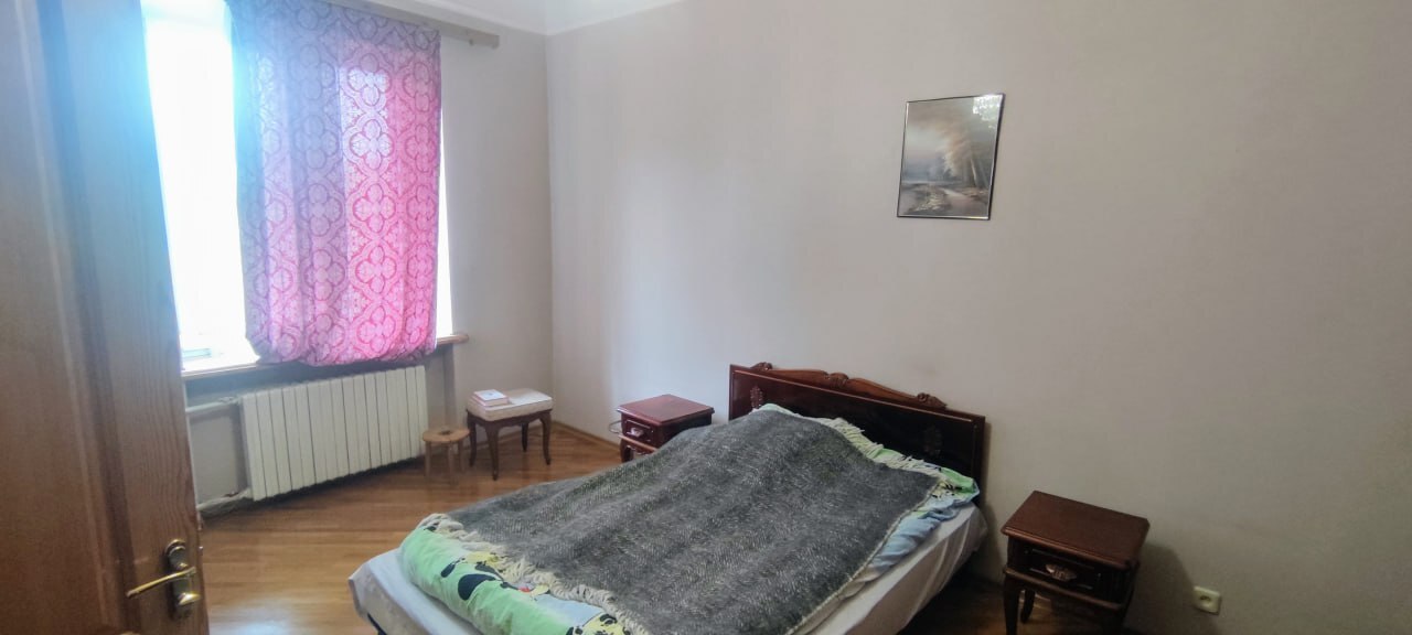 Продаж 2-кімнатної квартири 52.2 м², Сергія Єфремова вул., 21А
