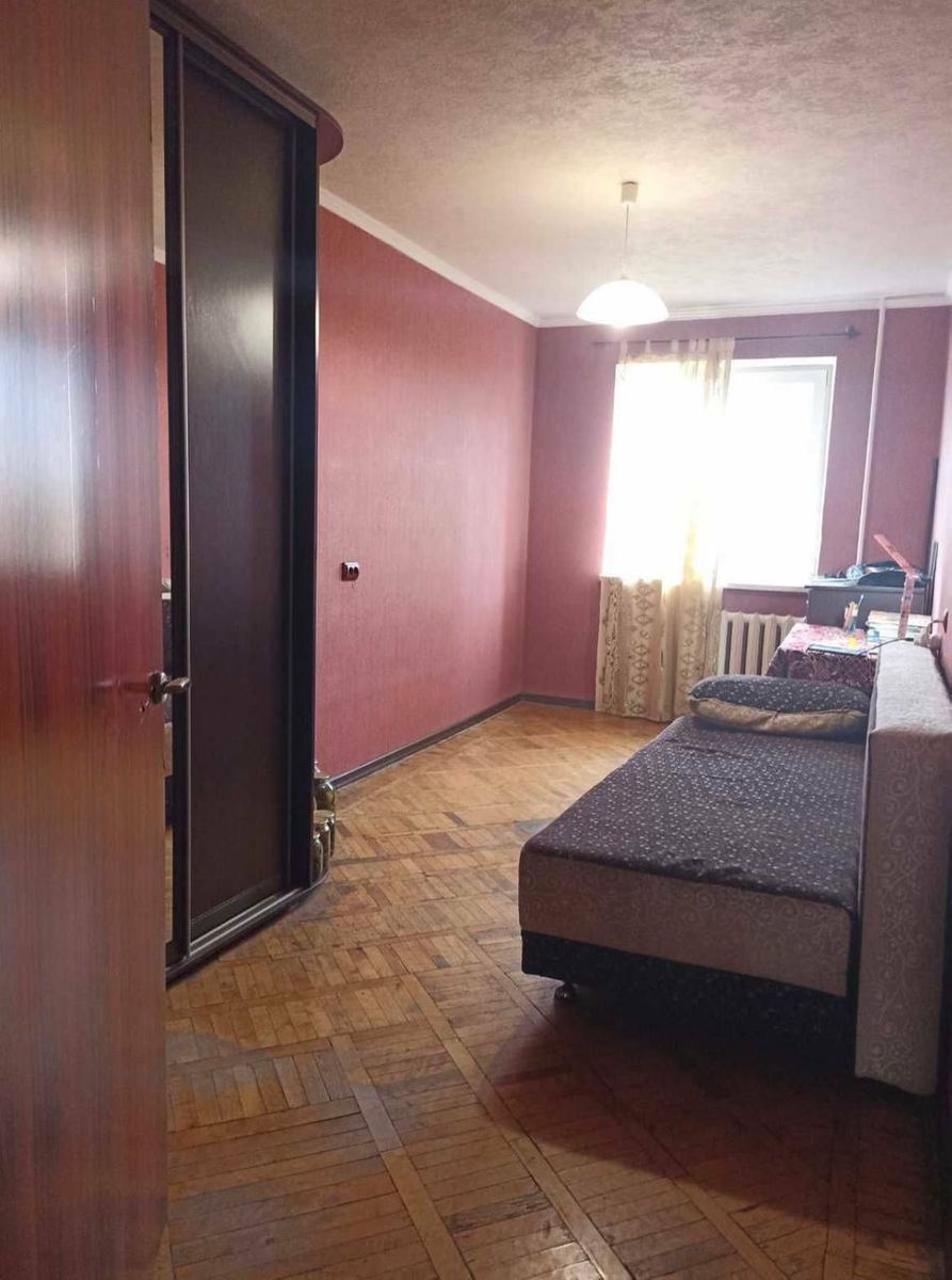 Продажа 3-комнатной квартиры 59 м²