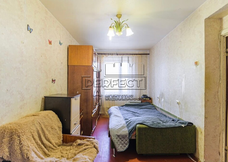 Продаж 1-кімнатної квартири 12 м², Азербайджанська вул., 8Б