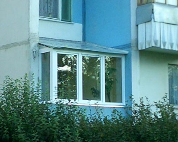 Пристройка к дому на месте балкона. - цена на металлопластик.
