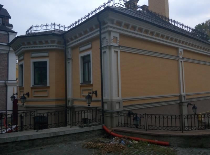 Київ, Гончарна вул., 14