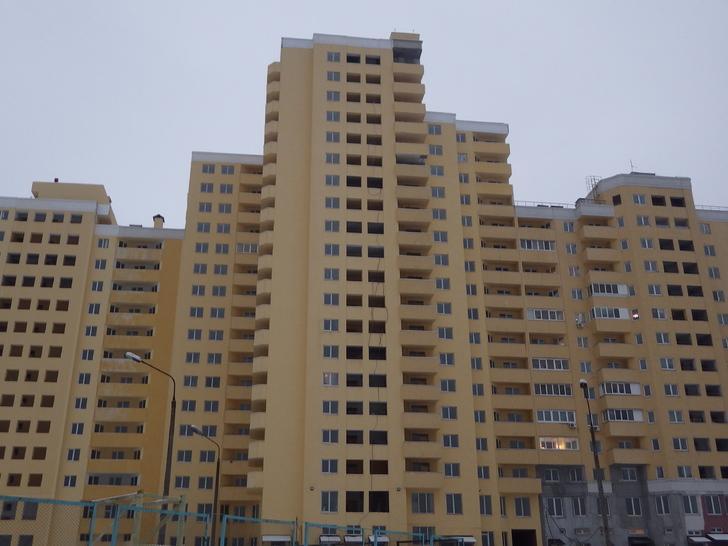 Київ, Євгена Харченко вул., 47-59