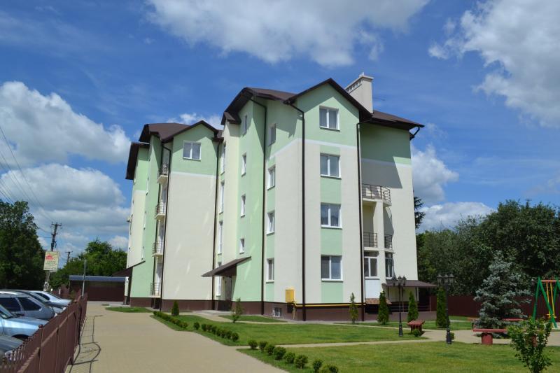 Киевская обл., Киево-Святошинский район, г. Вишневое, Первомайская ул., 25А