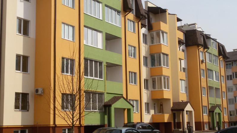 Київська обл., Києво-Святошинський район, м. Вишневе, Молодіжна (Піонерська) вул., 20
