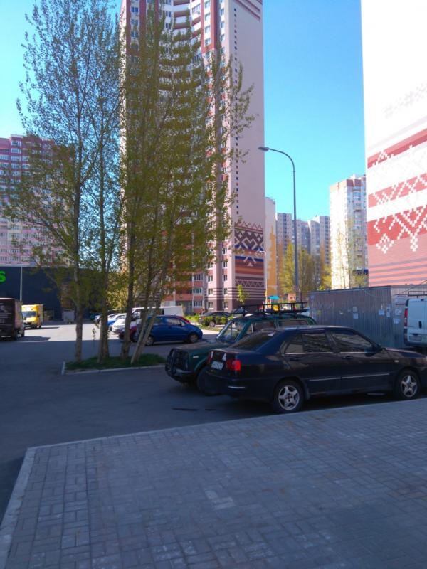 Киев, Софии Русовой ул., 1Б (ЖД СОРОЧИНСКИЙ)