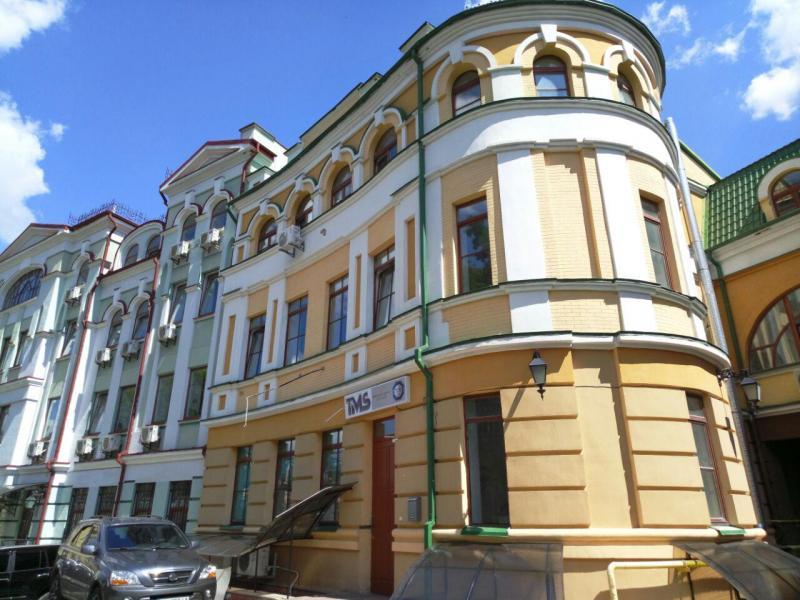 Київ, Воздвиженська вул., 44