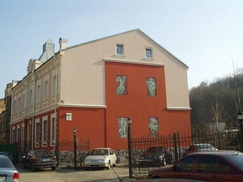 Київ, Воздвиженська вул., 10А