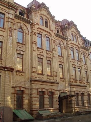 Київ, Воздвиженська вул., 34