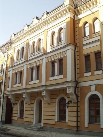 Київ, Воздвиженська вул., 29А