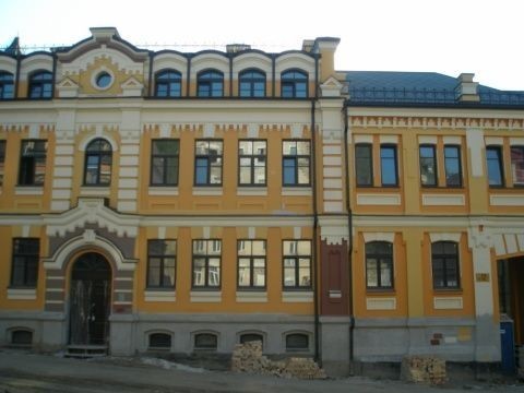 Киев, Гончарная ул., 12